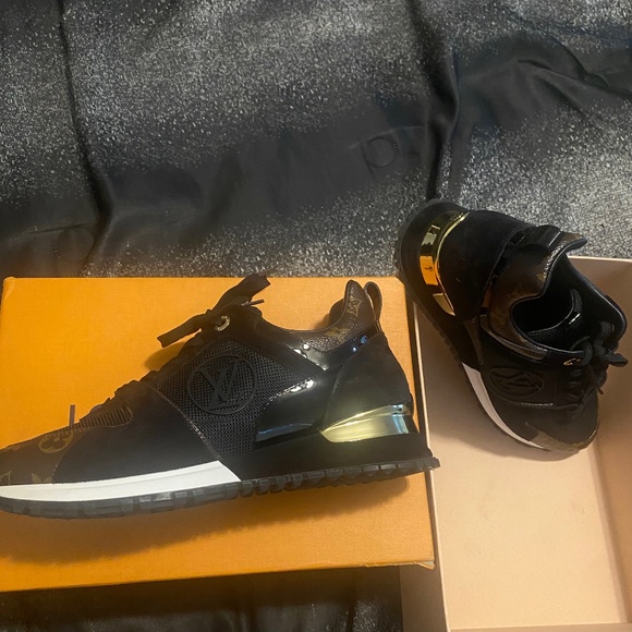 Designer sneakers - Picture 1 of 4